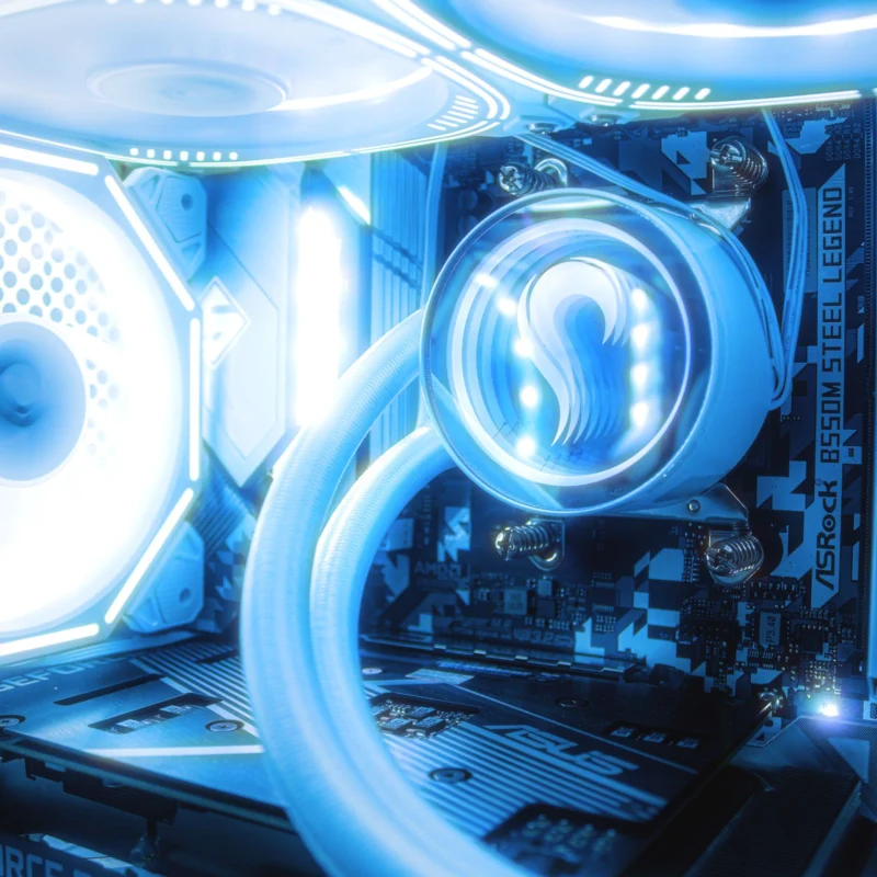 Detail eines Gaming-PCs mit RGB-Beleuchtung